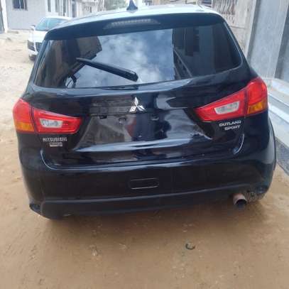 Mitsubishi outlander image 7