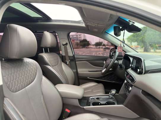 Hyundai Santafe 2019 limited image 7