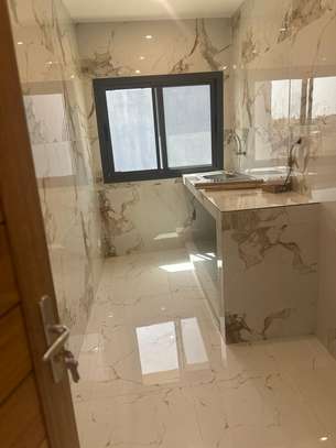 Appartement a louer a Guédiaway ( Dalal Diam ) image 4