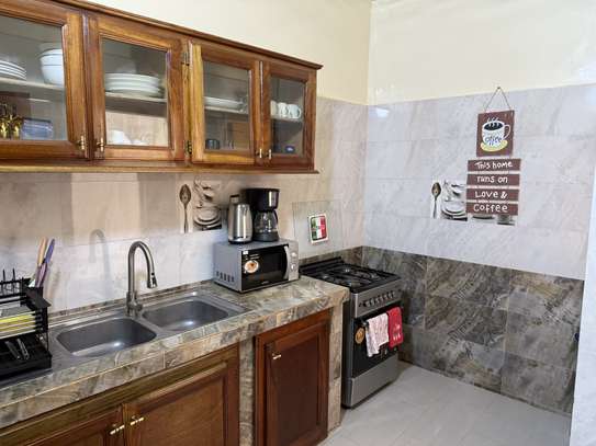 Apartment Meuble' Studio ou 2 Chambres Salles de Bain image 6