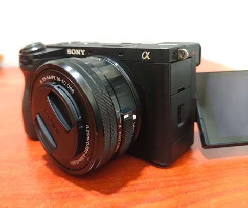 Sony Alpha A76700/16-50mm image 2