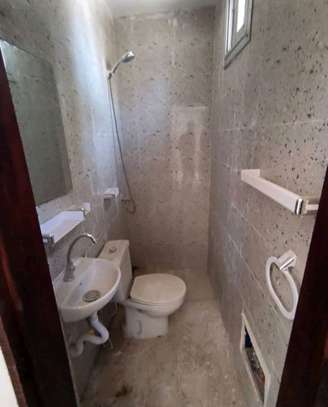 Sacré cœur immeuble neuf studio et F3 à louer image 2