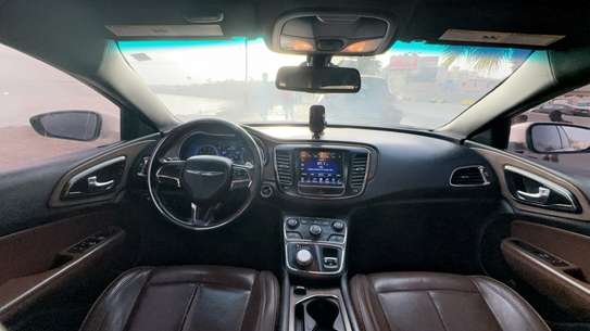 Location Chrysler C200 Sport 2016 image 6