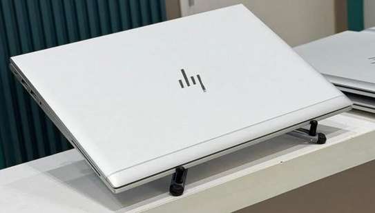 HP ELITEBOOK 840 G7 image 2