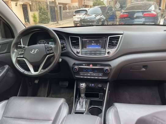 HYUNDAI TUCSON  ANNÉE 2017 image 4