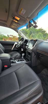 Toyota Land Cruiser 2024 image 3