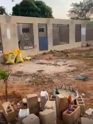 Poulailler à vendre à Touly image 14