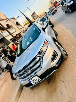 Ford edge Titanium image 11