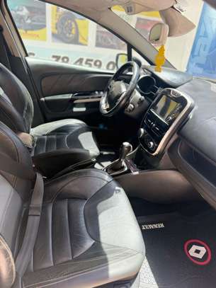 Clio 4 image 8