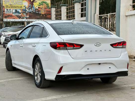 HYUNDAI SONATA 2017 image 8