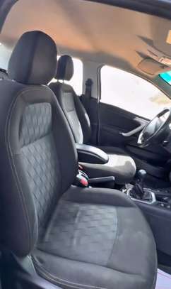 Location Citroen C Elysee image 6