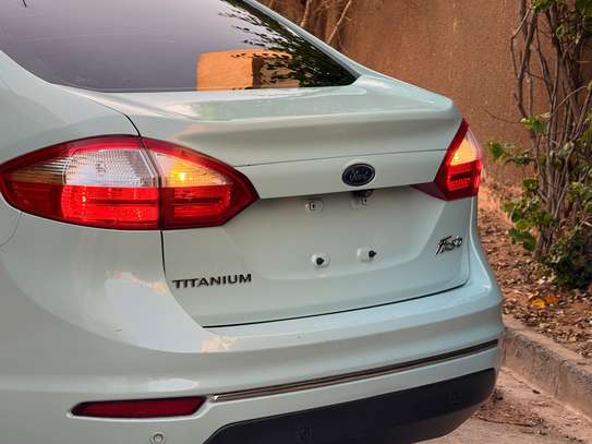 Ford fiesta 2017 image 12