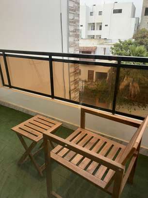 Magnifique F2 meublé aux almadies image 8