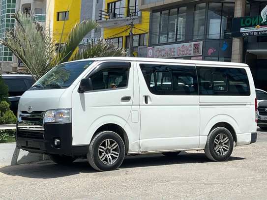 Toyota Hiace 2016 image 3