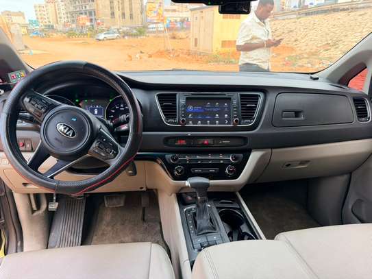 KIA CARNAVAL  : 2016 / 11 places image 11
