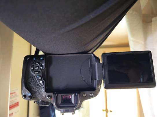 A vendre Canon 700D image 8