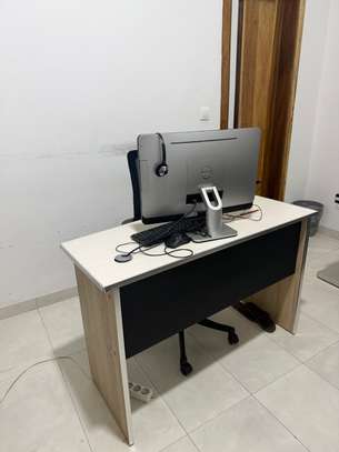 Vente Matériel de Bureaux Ordinateurs Fixe Sièges image 12