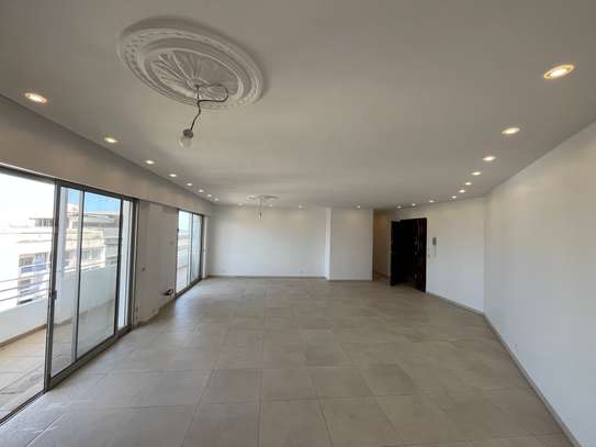 Appartement F4 à louer au plateau image 5