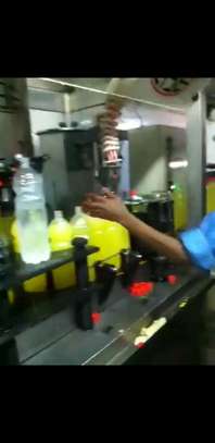 ÉQUIPEMENT D'USINE DE BOISSONS GAZIFIES image 5