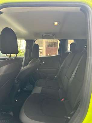 Jeep Renegade 2018 image 9