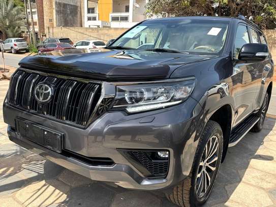 Toyota Land cruiser VX image 14