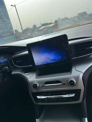 Ford explorer xlt image 9