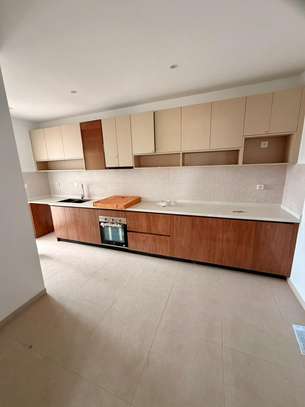 Superbe appartement de type F4 à louer image 10