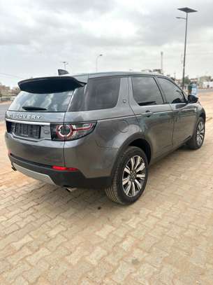 Land Rover Discovery Sport SUV Gris Automatique image 3