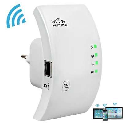 Répéteur WiFi 300Mbps 2.4 GHz prise murale image 2