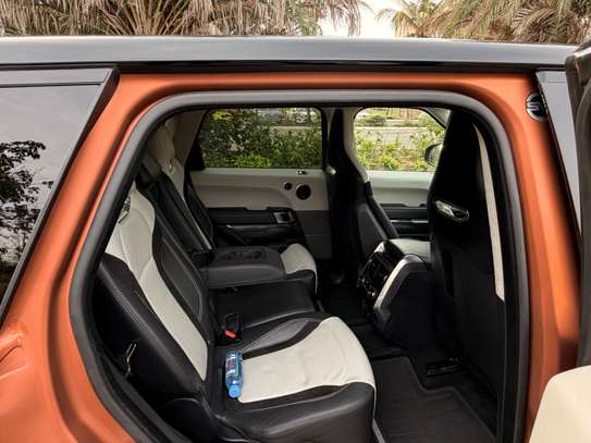 Range Rover Svr 2019 image 9