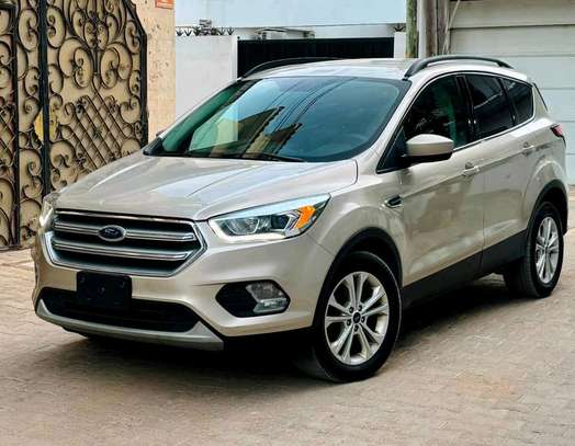 FORD ESCAPE AUTOMATIQUE ESSENCE CLIMATISÉ 1.5 image 4