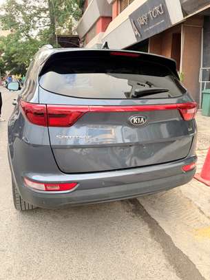 Kia Sportage image 12