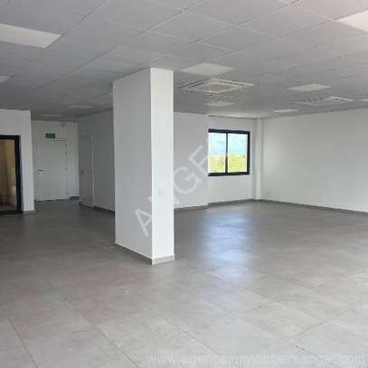 Ref_7096_PL Location de plateaux de bureaux à Mermoz – image 3