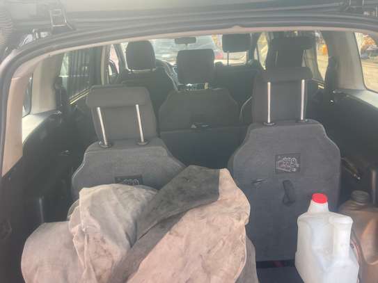 Peugeot 5008 diesel 7 place image 3