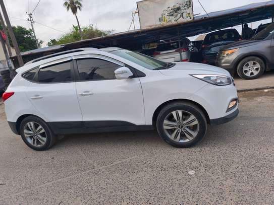 Hyundai Tucson 2015 image 2
