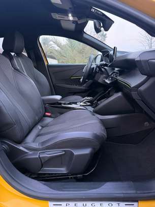 PEUGEOT 208 Gt line 2020 image 11
