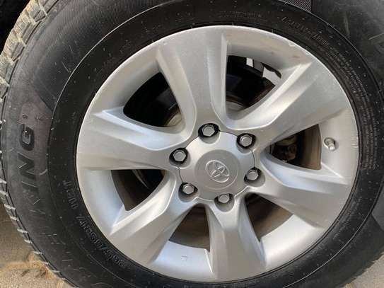 Prado TXL Diesel image 3