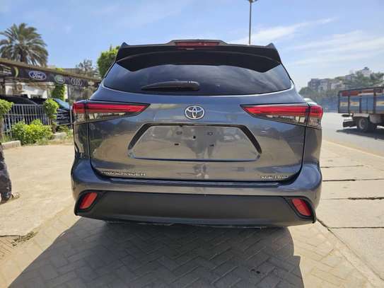 TOYOTA HIGHLANDER 2021 image 14