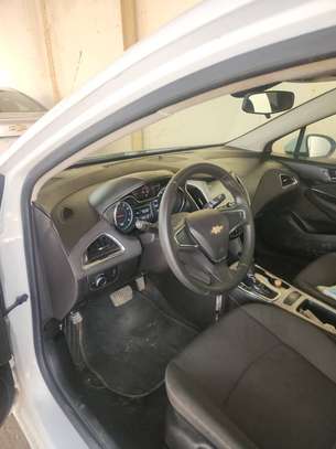 Chevrolet Cruze image 4