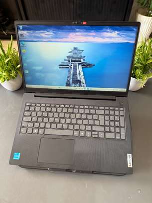 Lenovo 13th gen / ssd 256gb / 8gb ram ddr5 ordinateur image 6