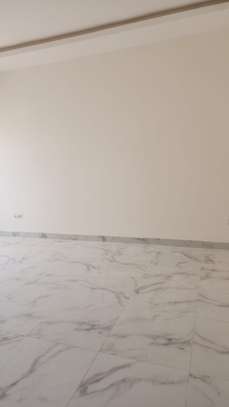 Appartement F3 grand standing à louer aux Almadies image 7