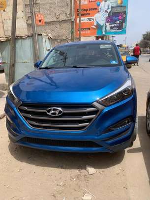 2018 Hyundai Tucson AWD image 2
