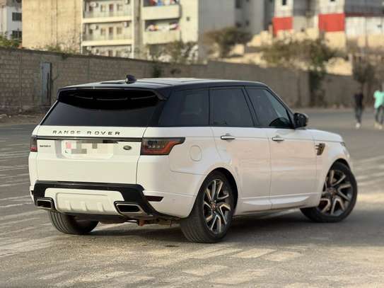 Range Rover Sport image 11