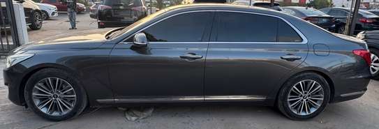 Genesis G90 2017 image 5