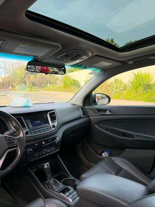 Hyundai tucson image 7