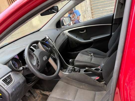 Hyndai Elantra Gt  2016 image 14