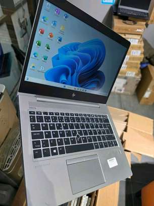 HP elitebook 735 G5 image 3