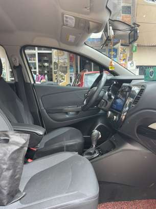 RENAULT QM3 Année: 2016 image 5