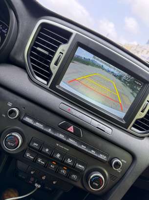Kia Sportage image 13
