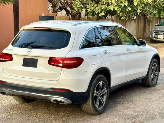 Mercedes GLC300 2017 image 7